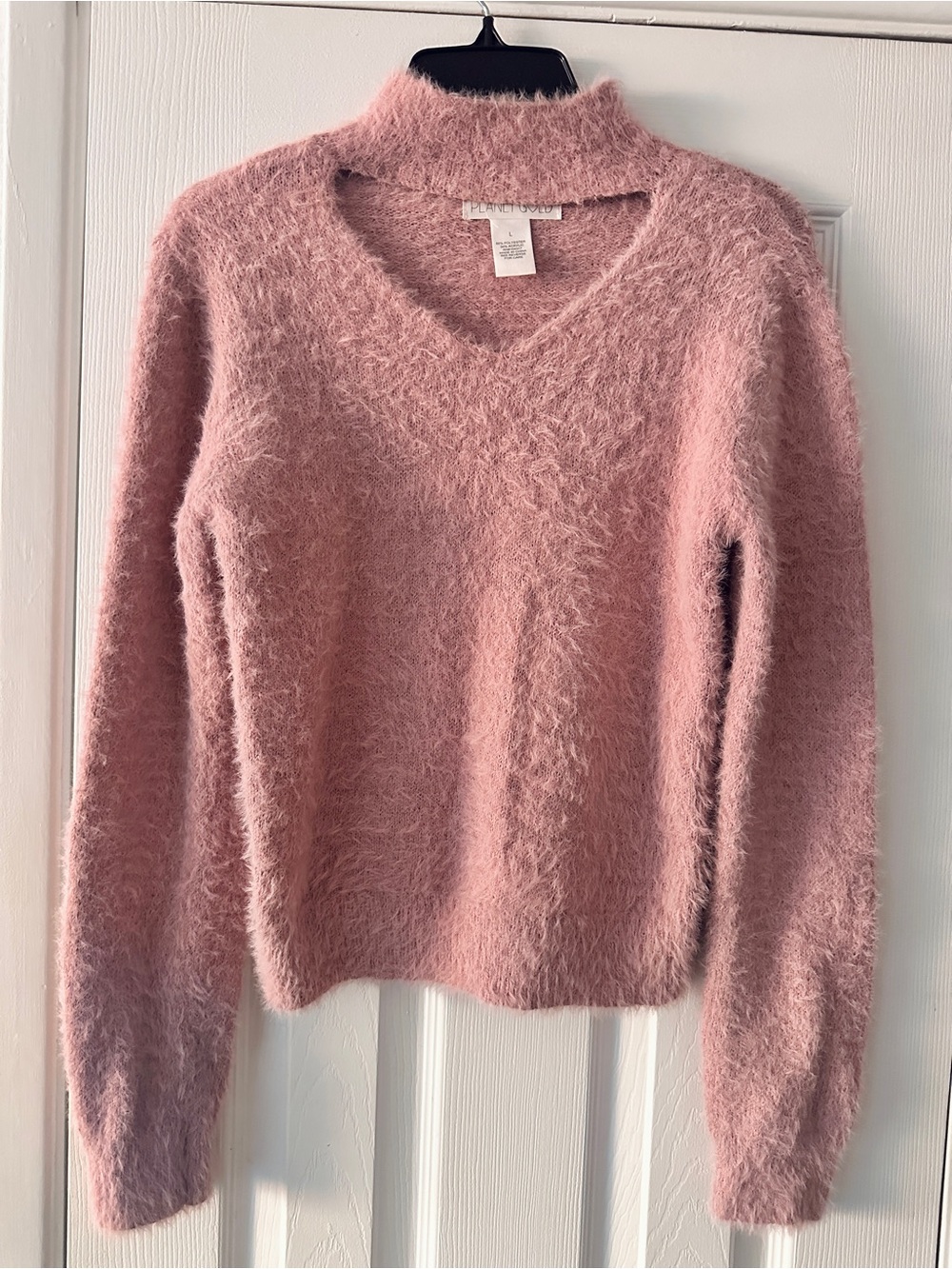 Fuzzy Early 2000’s V-Neck Sweater in Dusty Rose